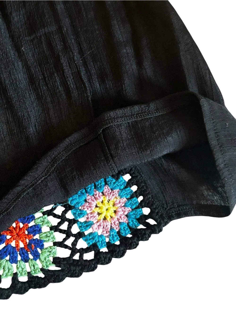 Elan Black Wide-Leg Pants with Vibrant Multicolor Crochet Panels NWT - Picture 5 of 11